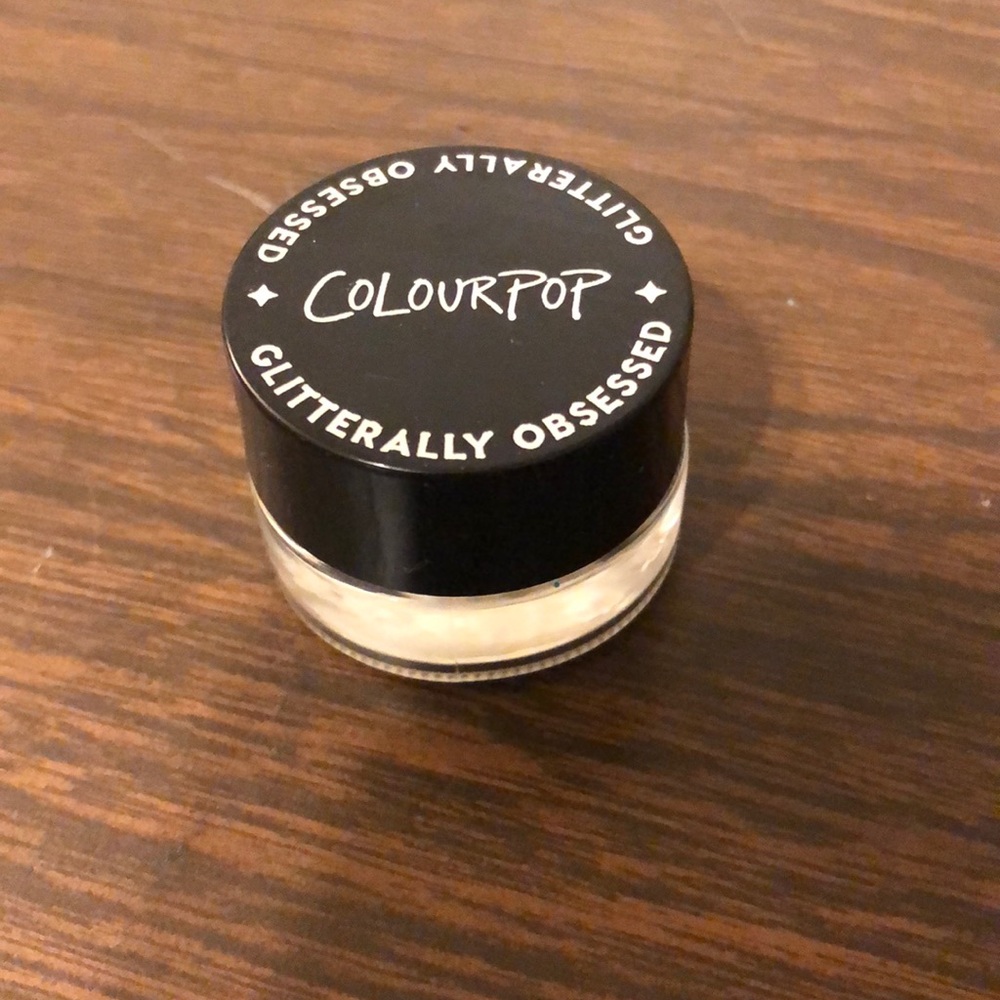Colourpop Trippin on Skies body glitter